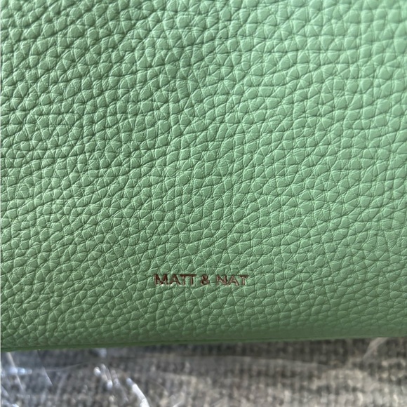 Brand new leather Matt &Nat bag!! - Picture 2 of 6